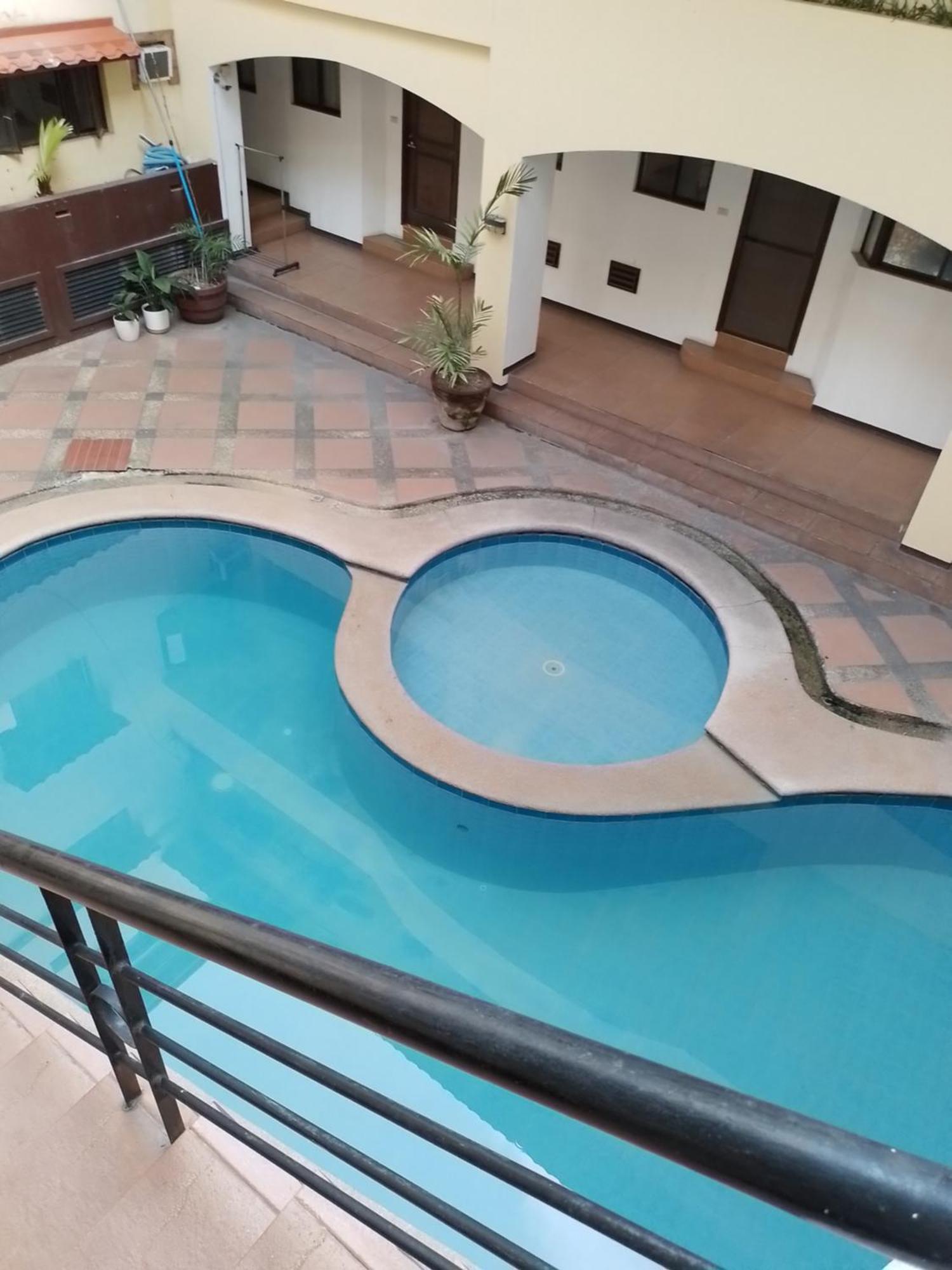 722 Metropolis Tower Hotel Bantud Hacienda Exterior photo